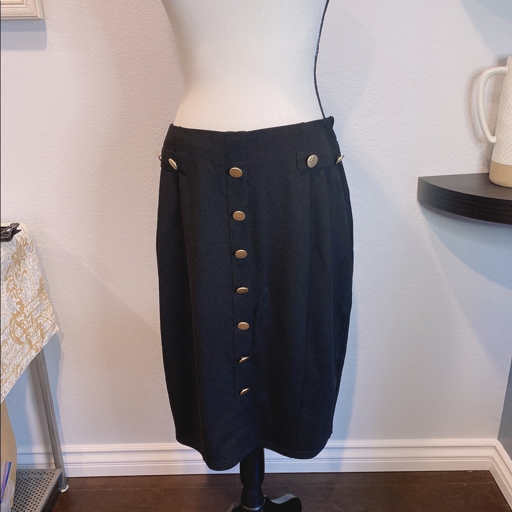 1S SHEIN black pencil skirt